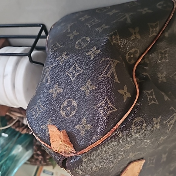 Authentic LV speedy 35 - Picture 2 of 8